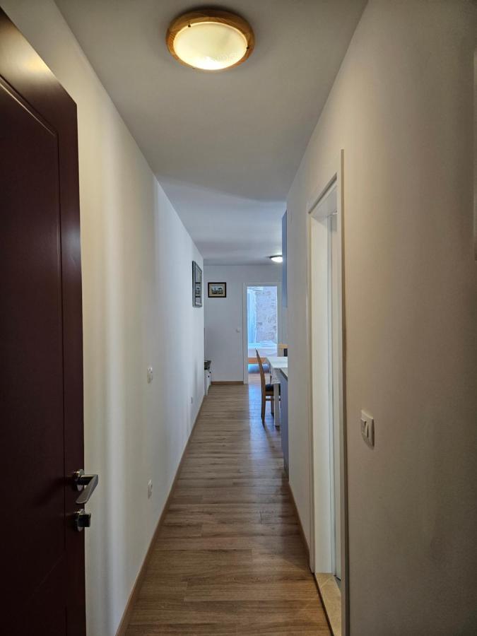 Apartman Eli Supetar Eksteriør billede